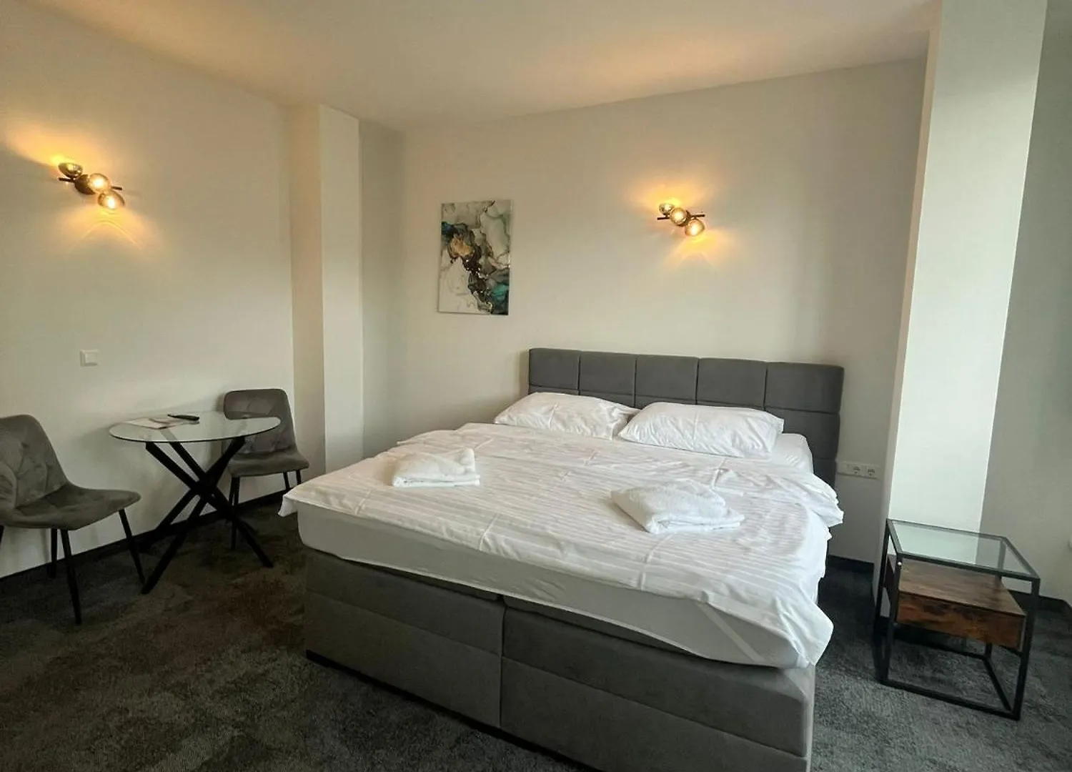 Vienna Cube Apartments Contactless Check In