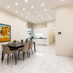 Appartement Spacious 2 Bedroom Nearby Center, Vienne