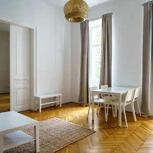 Naschmarkt Apartament