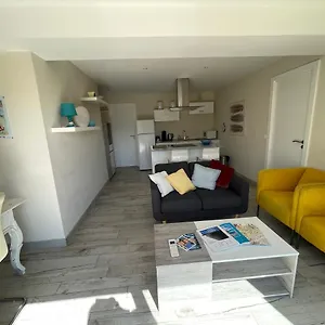 https://appartement-les-moulins.fr-provencehotel.com