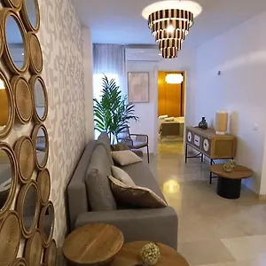 https://suites-corazn-andaluz-mlaga.1costadelsol.com
