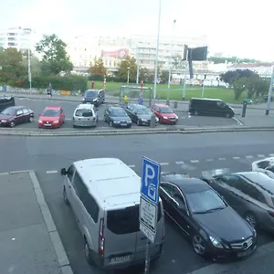 hotellátogatás